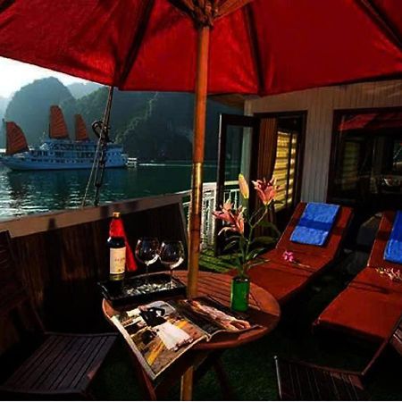 Готель Royal Cruise Halong Bay Халонг Екстер'єр фото
