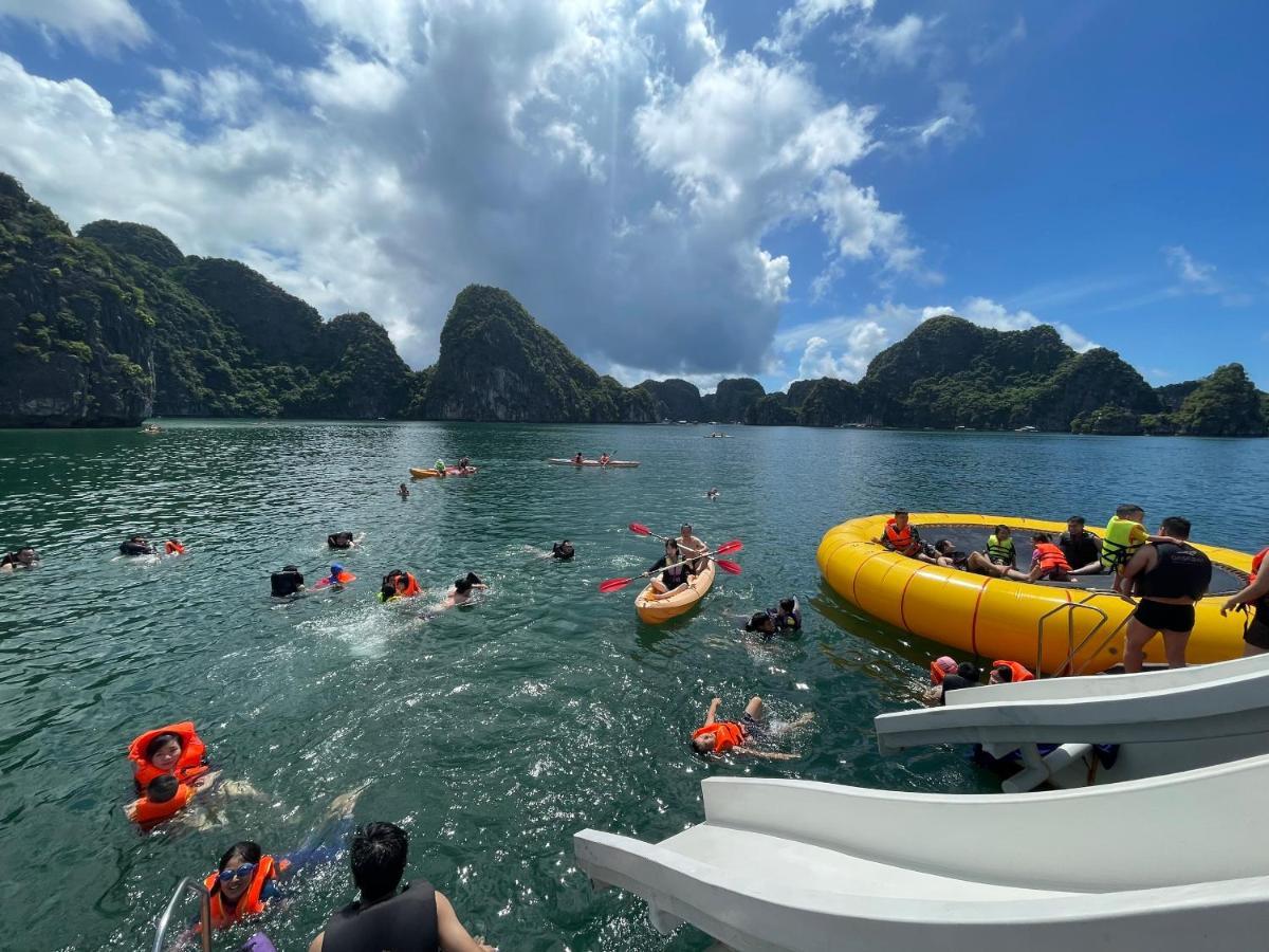 Готель Royal Cruise Halong Bay Халонг Екстер'єр фото