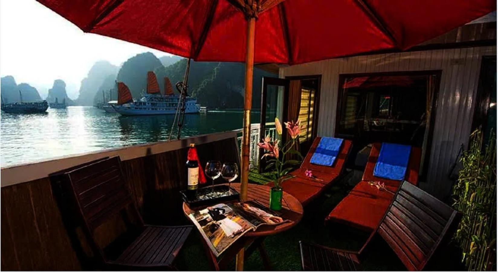 Готель Royal Cruise Halong Bay Халонг Екстер'єр фото