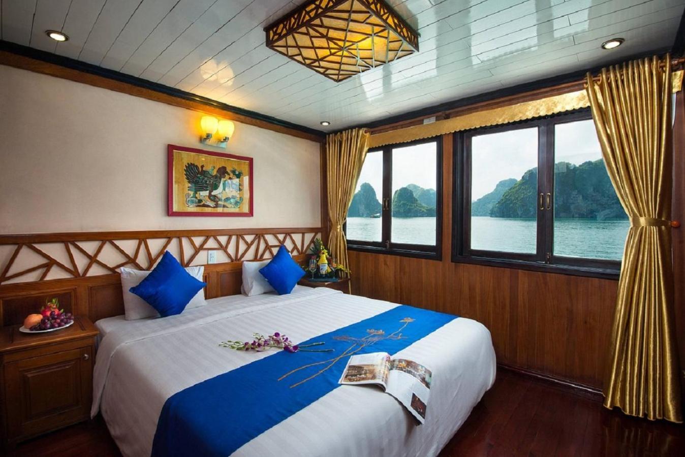 Готель Royal Cruise Halong Bay Халонг Екстер'єр фото